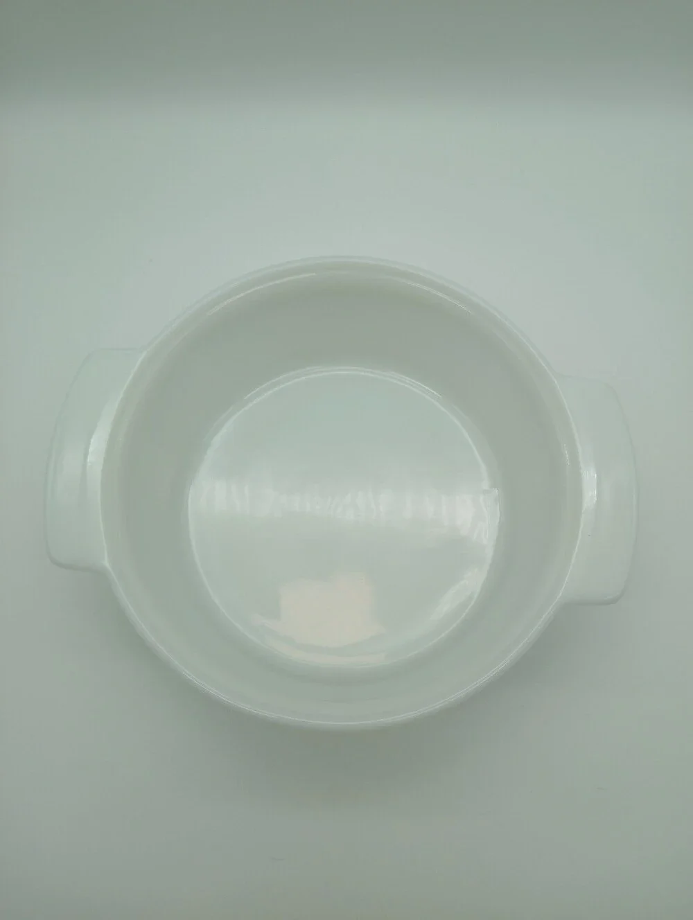 Fire-King 2-Quart White Milk Glass Round Casserole Dish
